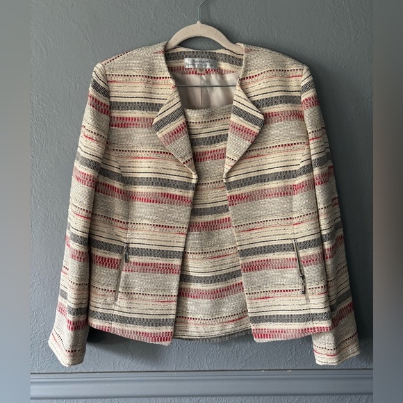 Tahari | textured knit | skirt | blazer | suit | 12 - Picture 1 of 14